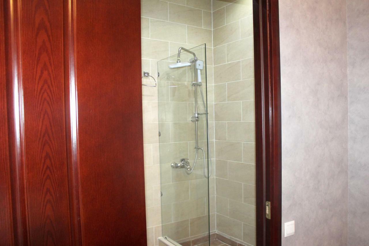 Vita Plaza Tbilisi Luaran gambar